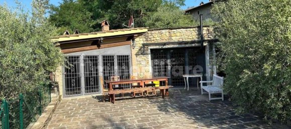 2 bedrooms House in Vicchio, Italy No. 200469 5