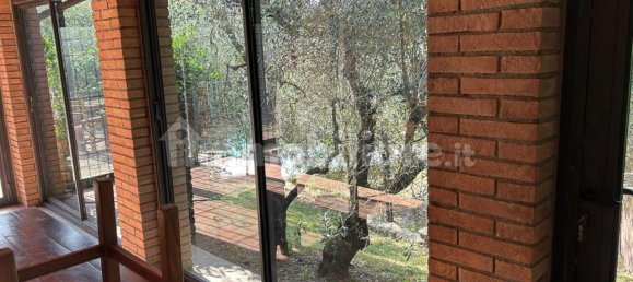 2 bedrooms House in Vicchio, Italy No. 200469 11