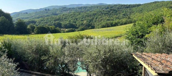 2 bedrooms House in Vicchio, Italy No. 200469 17