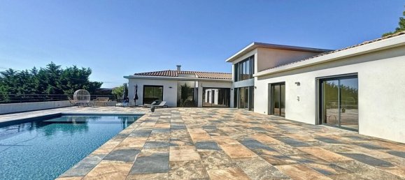 8 rooms House in Aix-en-Provence, France No. 346899 4