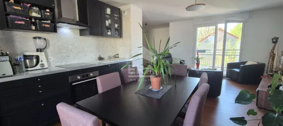 2 Schlafzimmer Wohnung in Brie-Comte-Robert, France, Nr. 321593 6