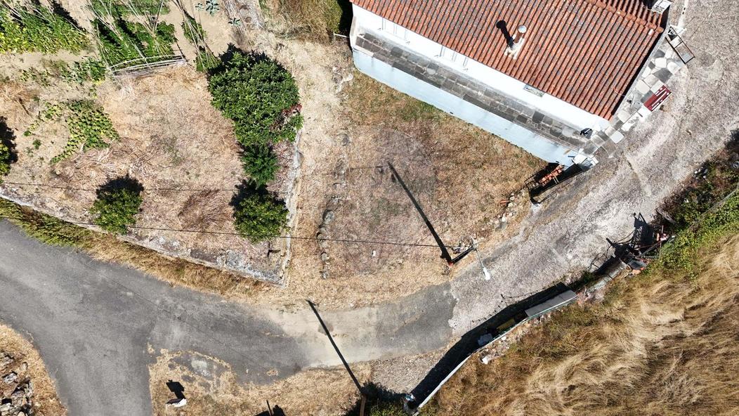90m² Land in Sintra, Portugal No. 242340