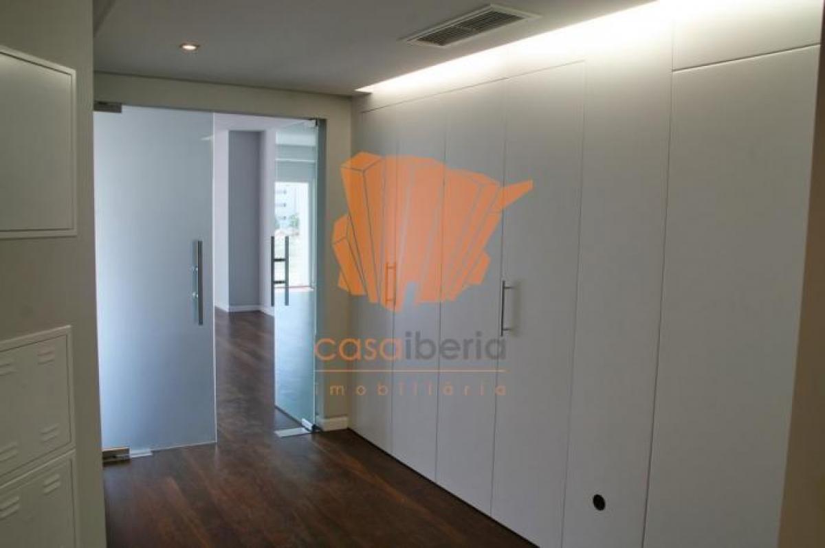 Apartamento de 2 dormitorios en Cascais, Portugal No. 3229