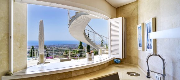 5 bedrooms Villa in El Madronal, Spain No. 19573 37