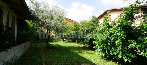4 bedrooms Villa in Serramazzoni, Italy No. 310268 10