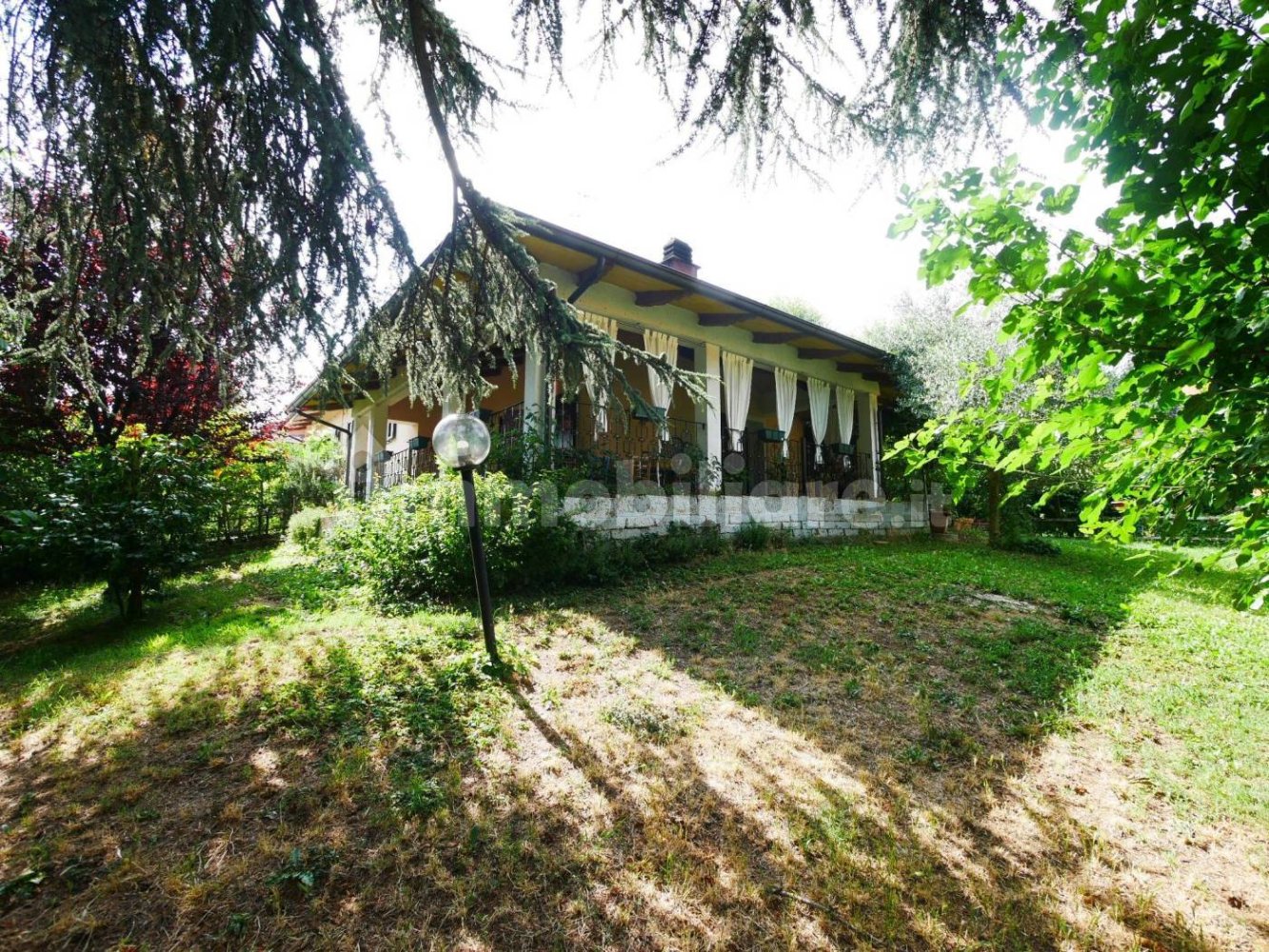 4 bedrooms Villa in Serramazzoni, Italy No. 310268