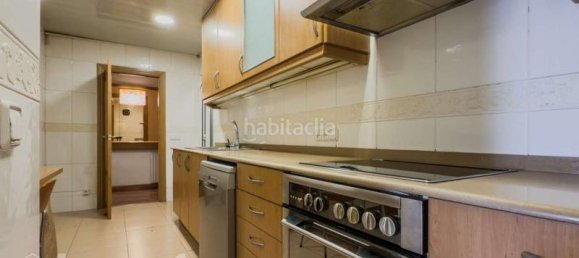 4 bedrooms Apartment in Eixample, Spain No. 155726 12
