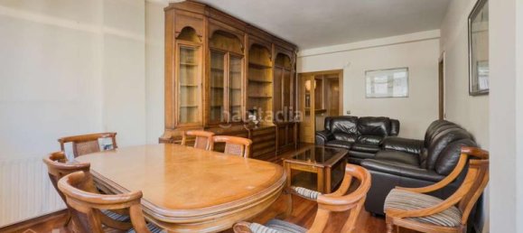 4 bedrooms Apartment in Eixample, Spain No. 155726 7
