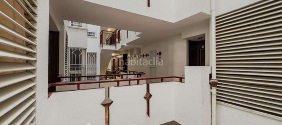 4 bedrooms Apartment in Eixample, Spain No. 155726 27