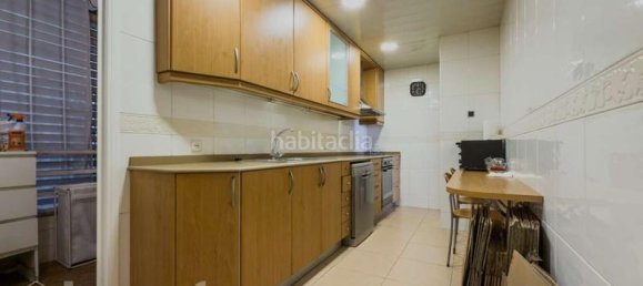 4 bedrooms Apartment in Eixample, Spain No. 155726 9