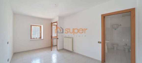 3 Schlafzimmer Haus in Assisi, Italy, Nr. 72820 23