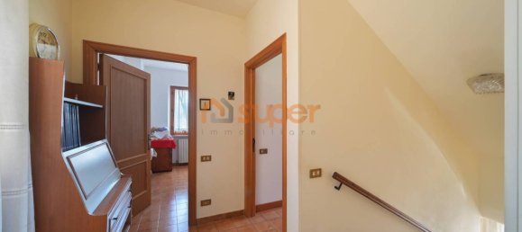 3 Schlafzimmer Haus in Assisi, Italy, Nr. 72820 12