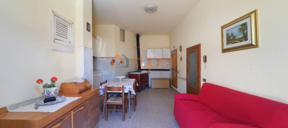 3 Schlafzimmer Haus in Assisi, Italy, Nr. 72820 3