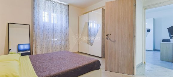 3 rooms Apartment in Bologna, Italy No. 121449 18