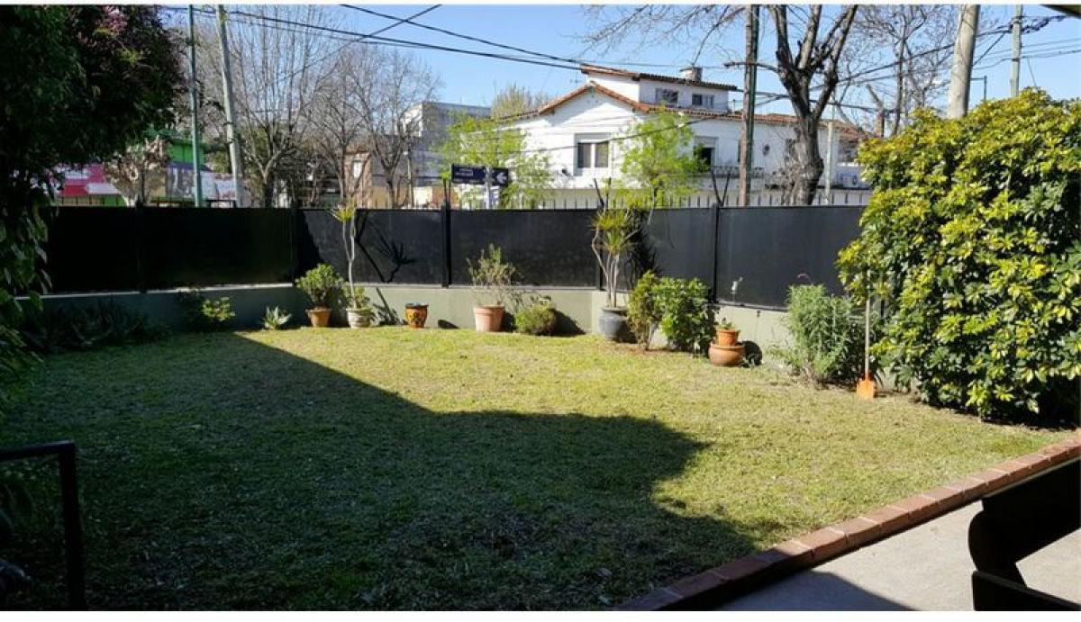 Casa de 3 dormitorios en San Isidro, Argentina No. 59453