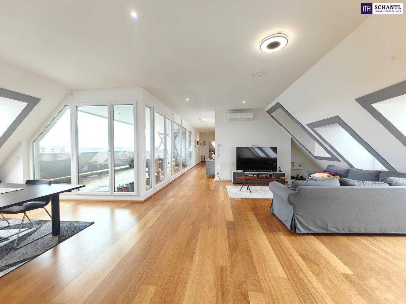 4غرفة شقة في Vienna, Austria رقم 183632