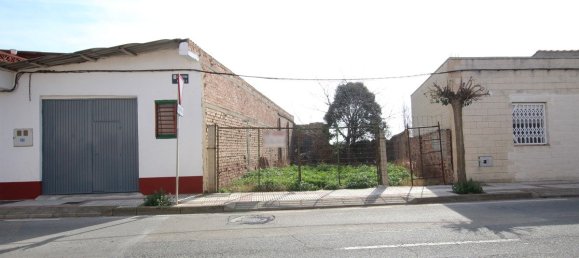  Land in Chartered Community of Navarre, Spain No. 84117 2