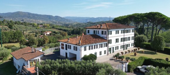 25-Zimmer Villa in Capannori, Italy, Nr. 146532 2