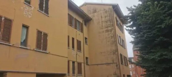 3 rooms Apartment in Turbigo, Italy No. 16807 2