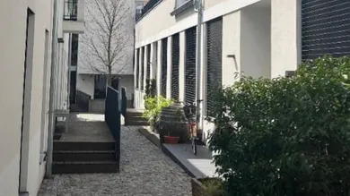 Квартира с 3 комнатами в Пенцинг, Австрия № 204574