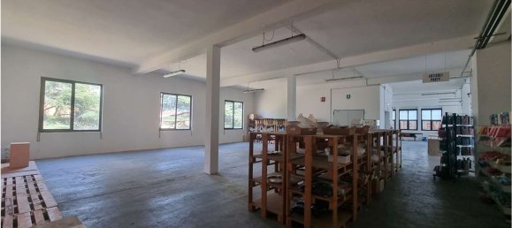 2-Zimmer Gewerbliche Immobilie in Rovereto, Italy, Nr. 76099 4