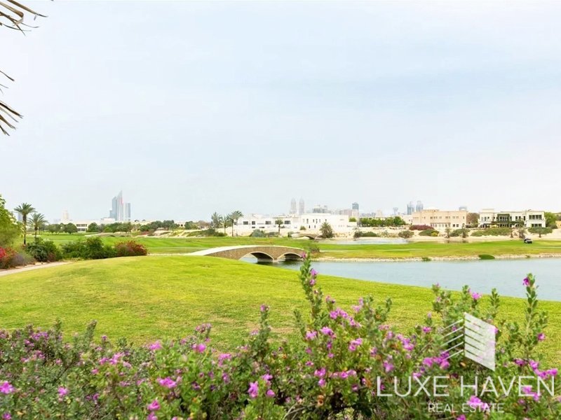 2234.87m² Land in Emirates Hills, UAE No. 10304