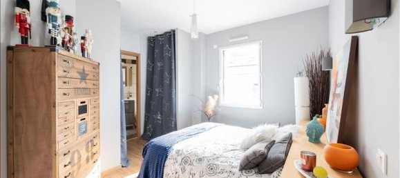 3 Schlafzimmer Haus in La Chapelle-sur-Erdre, France, Nr. 343098 3