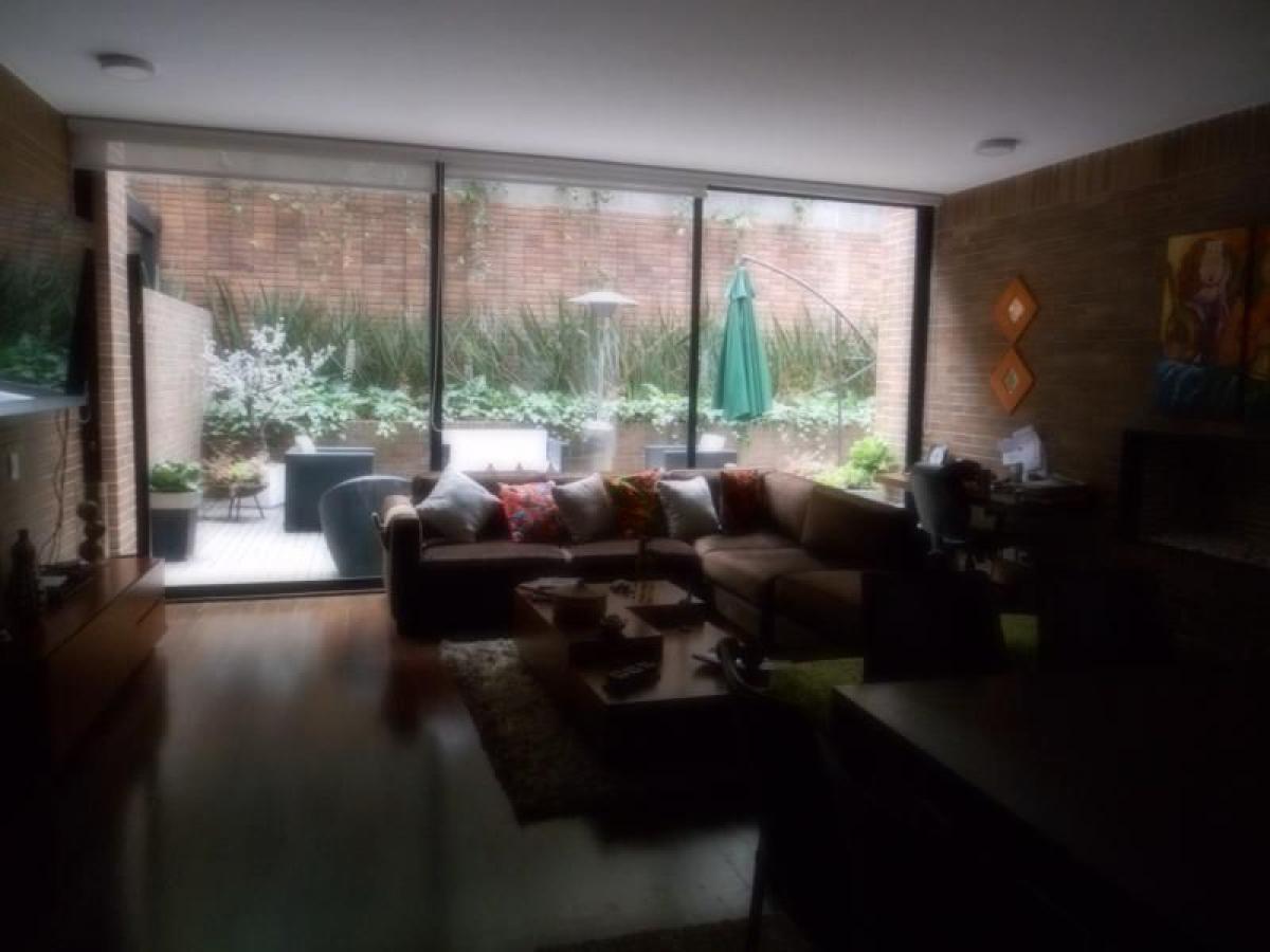 3 bedrooms House in Bogota, Colombia No. 13393