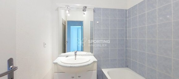 2 chambres Appartement à Saint-Seurin-sur-l'Isle, France No. 294346 6