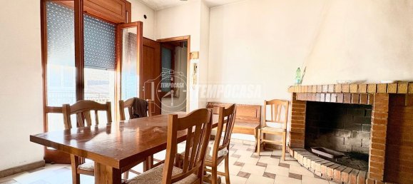 Casa de 6 dormitorios en Frignano, Italy No. 347315 2