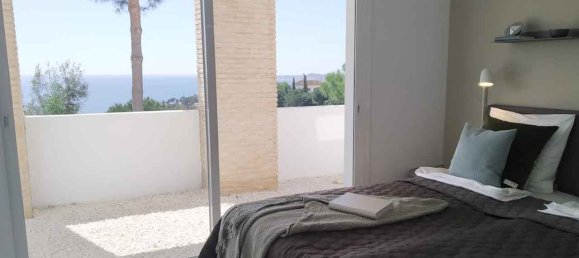 4 bedrooms Villa in Benalmadena, Spain No. 570 5