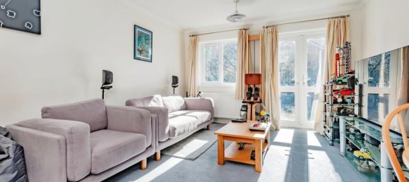 2 bedrooms Commercial property in Crawley, United Kingdom No. 6268 5