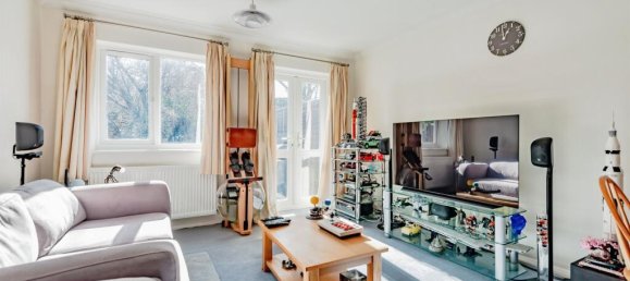 2 bedrooms Commercial property in Crawley, United Kingdom No. 6268 6