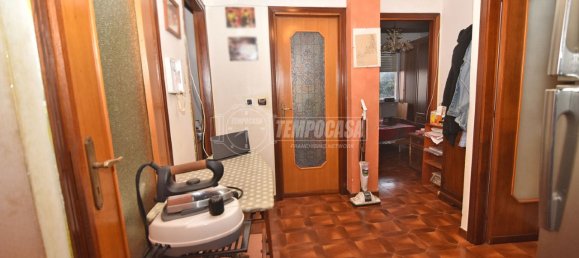 3 bedrooms Apartment in Volpiano, Italy No. 77273 12