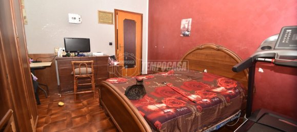 3 bedrooms Apartment in Volpiano, Italy No. 77273 4