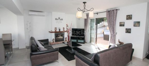 4 bedrooms Villa in Mijas, Spain No. 35989 8