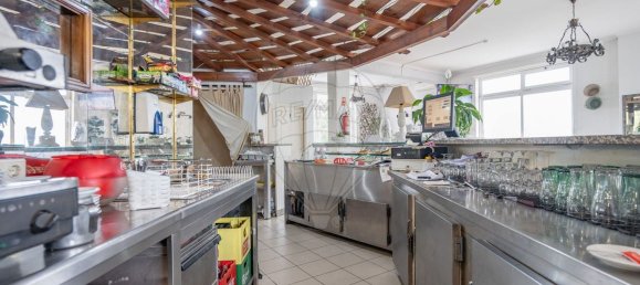 240m² Commercial property in Riba de Ave, Portugal No. 37034 2