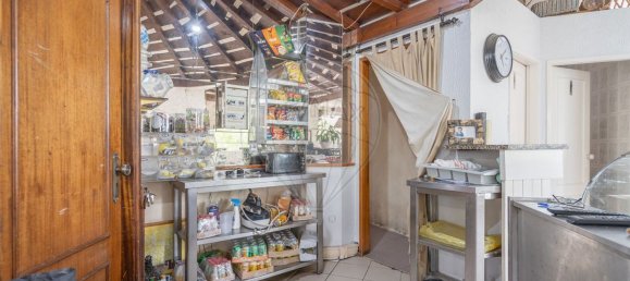 240m² Commercial property in Riba de Ave, Portugal No. 37034 18