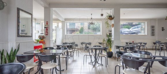 240m² Commercial property in Riba de Ave, Portugal No. 37034 20