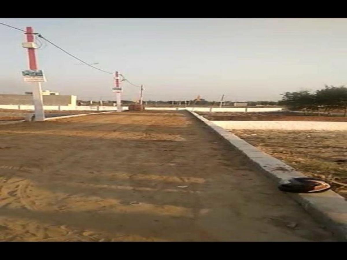 Grundstück in Ghaziabad, India, Nr. 33719