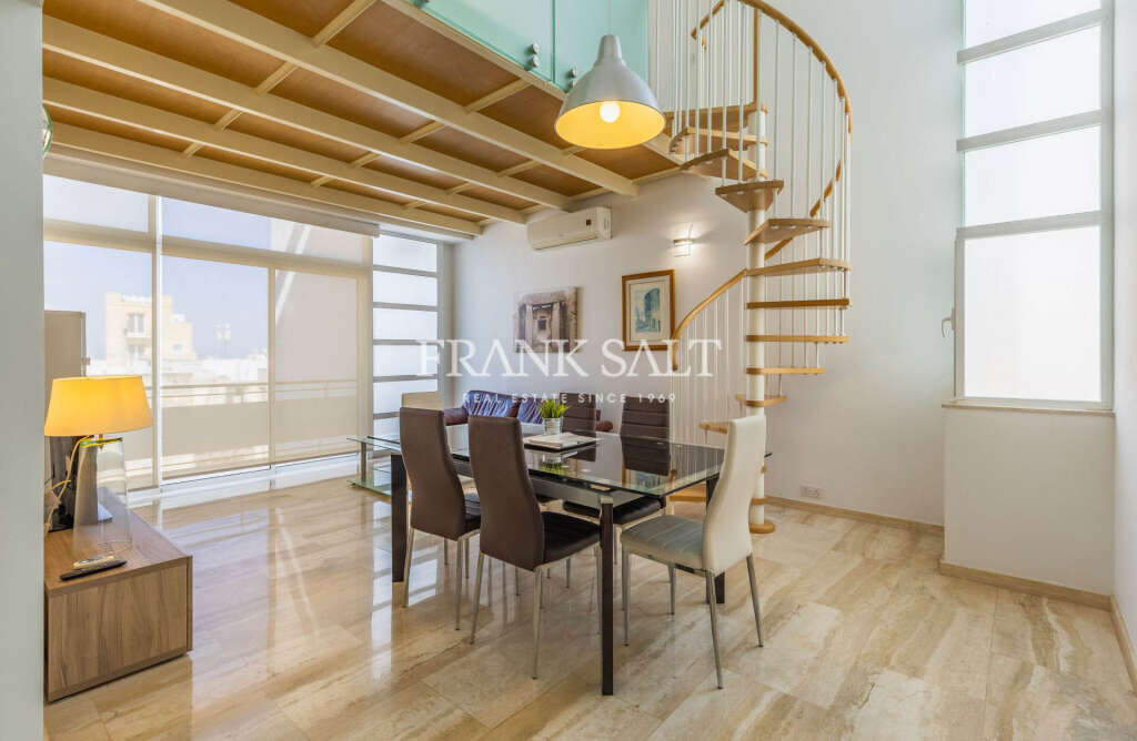 Apartamento de 3 dormitorios en Saint Julian's, Malta No. 8655