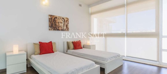 Apartamento de 3 dormitorios en Saint Julian's, Malta No. 8655 21