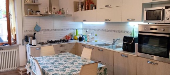 3 rooms Apartment in Poggibonsi, Italy No. 205549 3