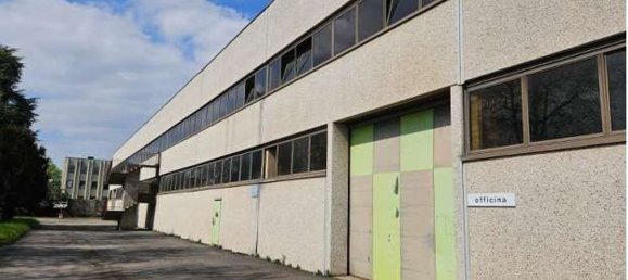 7957m² Warehouse in Cerro Maggiore, Italy No. 370104 7