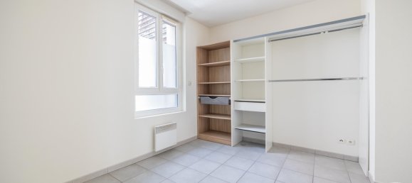 1 bedroom Apartment in Albi, France No. 279814 4