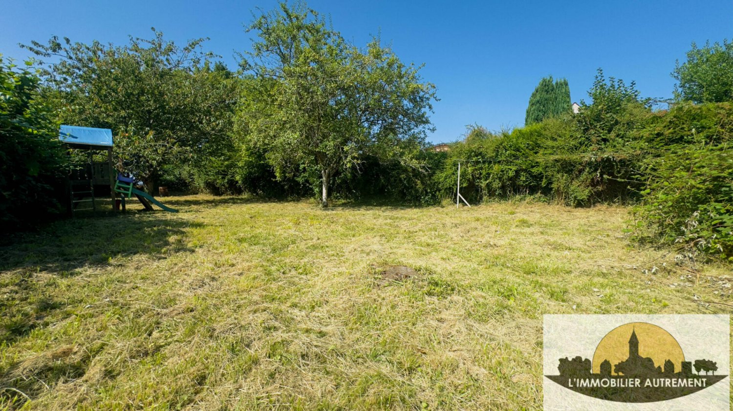 3 bedrooms House in La Houssoye, France No. 262846