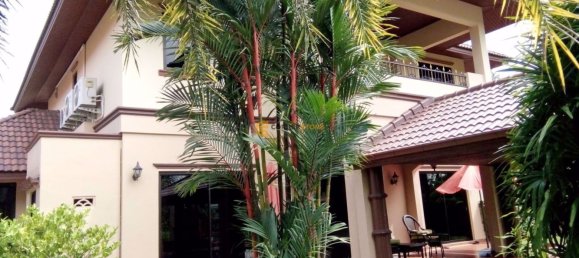 4 bedrooms Cafe / restaurant in Chonburi, Thailand No. 1892 3