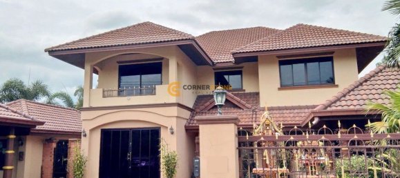 4 bedrooms Cafe / restaurant in Chonburi, Thailand No. 1892 15