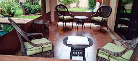 4 bedrooms Cafe / restaurant in Chonburi, Thailand No. 1892 5