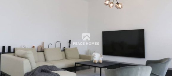 4 bedrooms Villa in Tilal City, UAE No. 16375 13